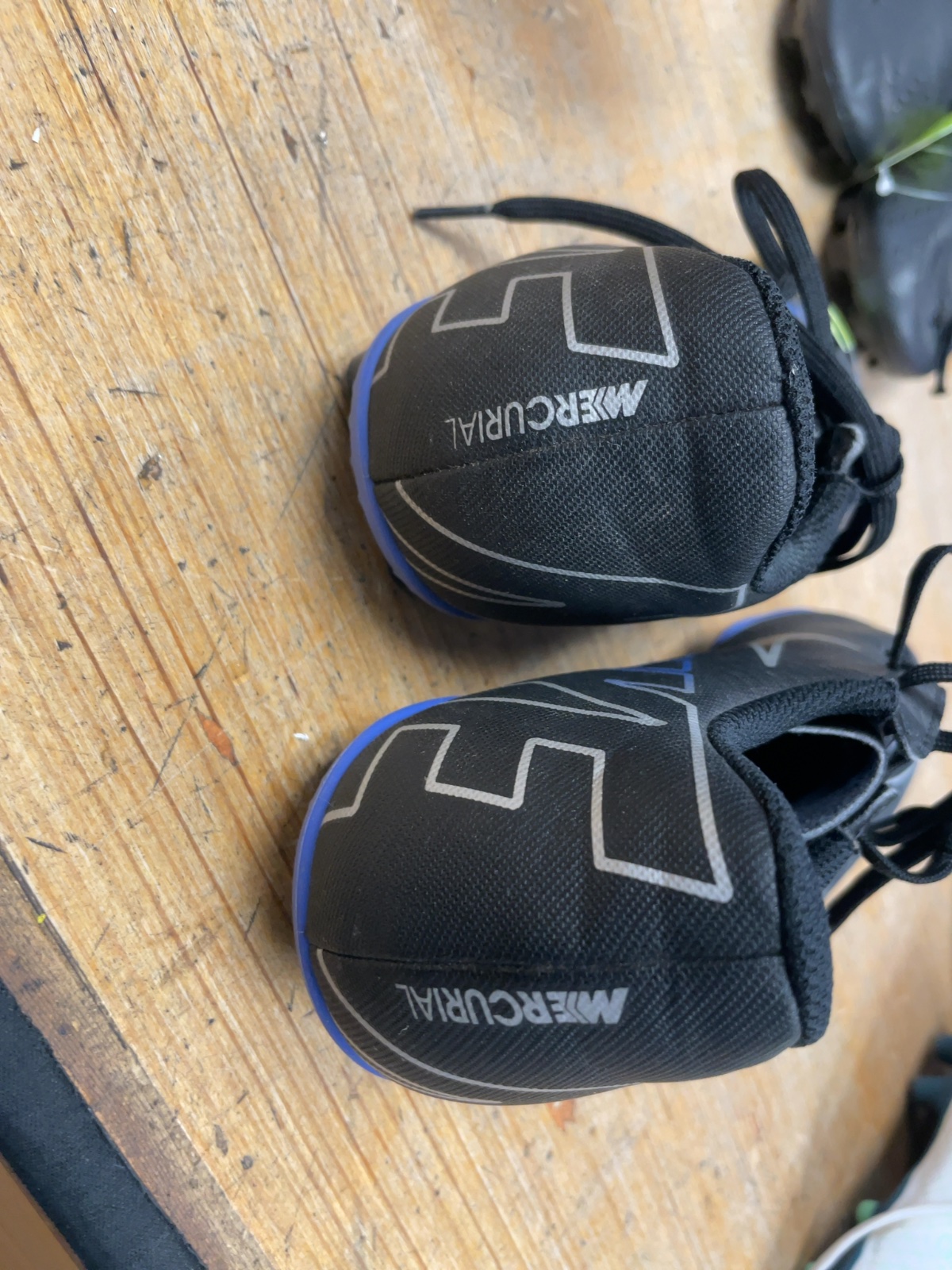Nike Mercurial Size 6 Soccer Cleats