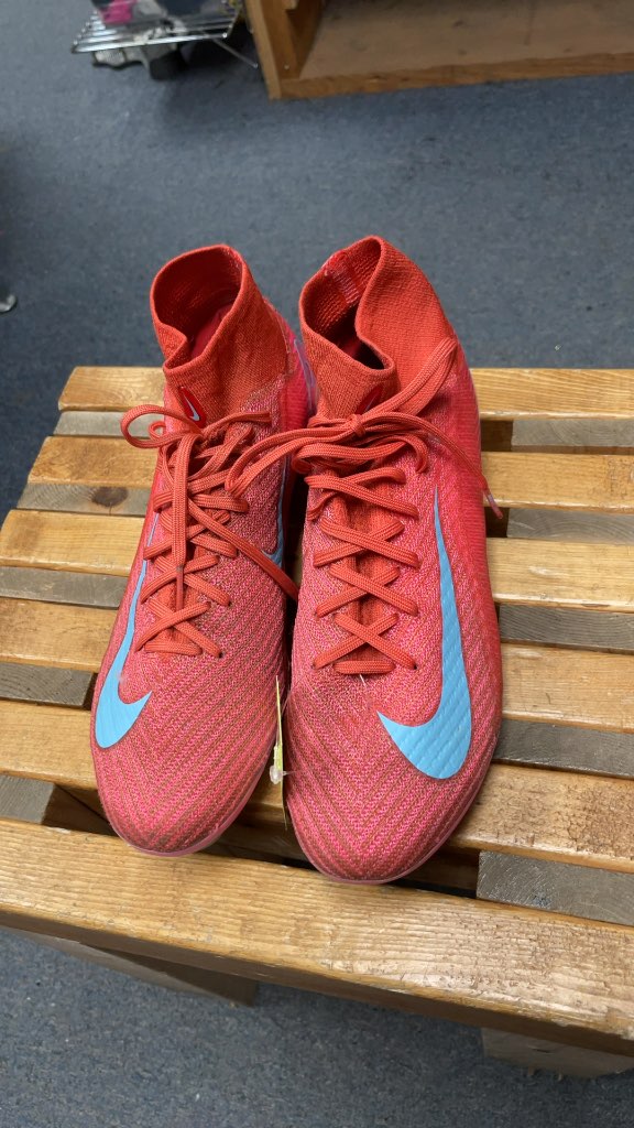 Nike Mercurial Superfly Soccer Cleats Size 9