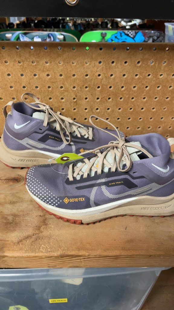 Nike Pegasus Trail 4 GORE-TEX Women's Running Shoes - Size 5.5