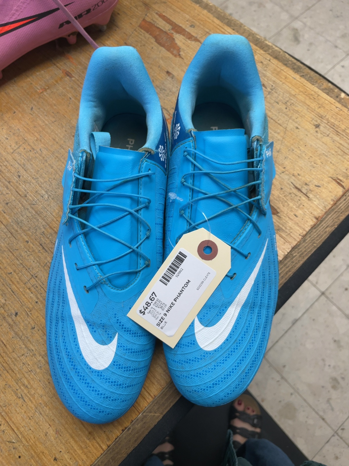 Nike Phantom GX Size 9 Blue Soccer Cleats