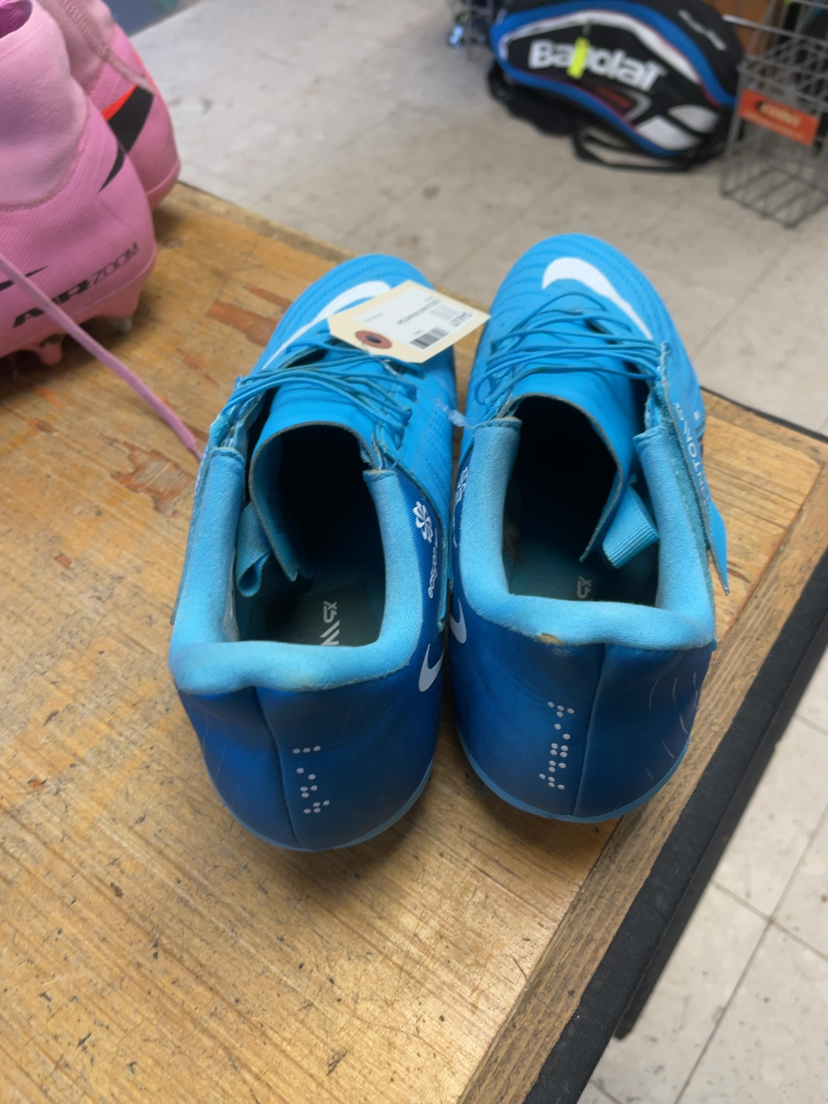 Nike Phantom GX Size 9 Blue Soccer Cleats