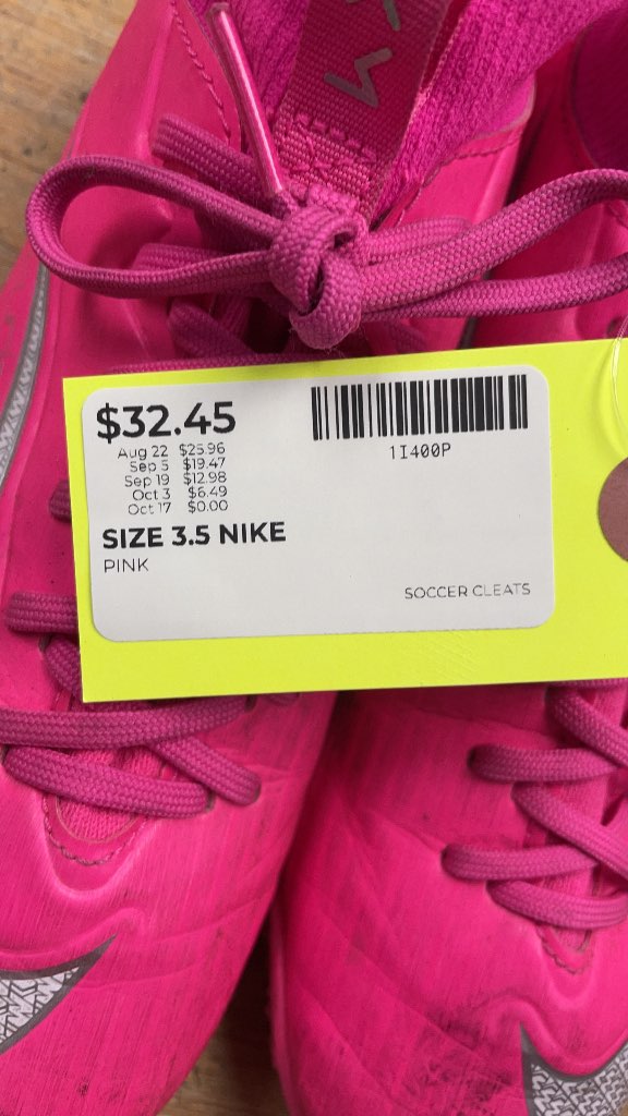 Nike Pink Soccer Cleats - Size 3.5
