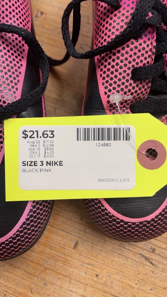Nike Soccer Cleats Size 3 Black/Pink