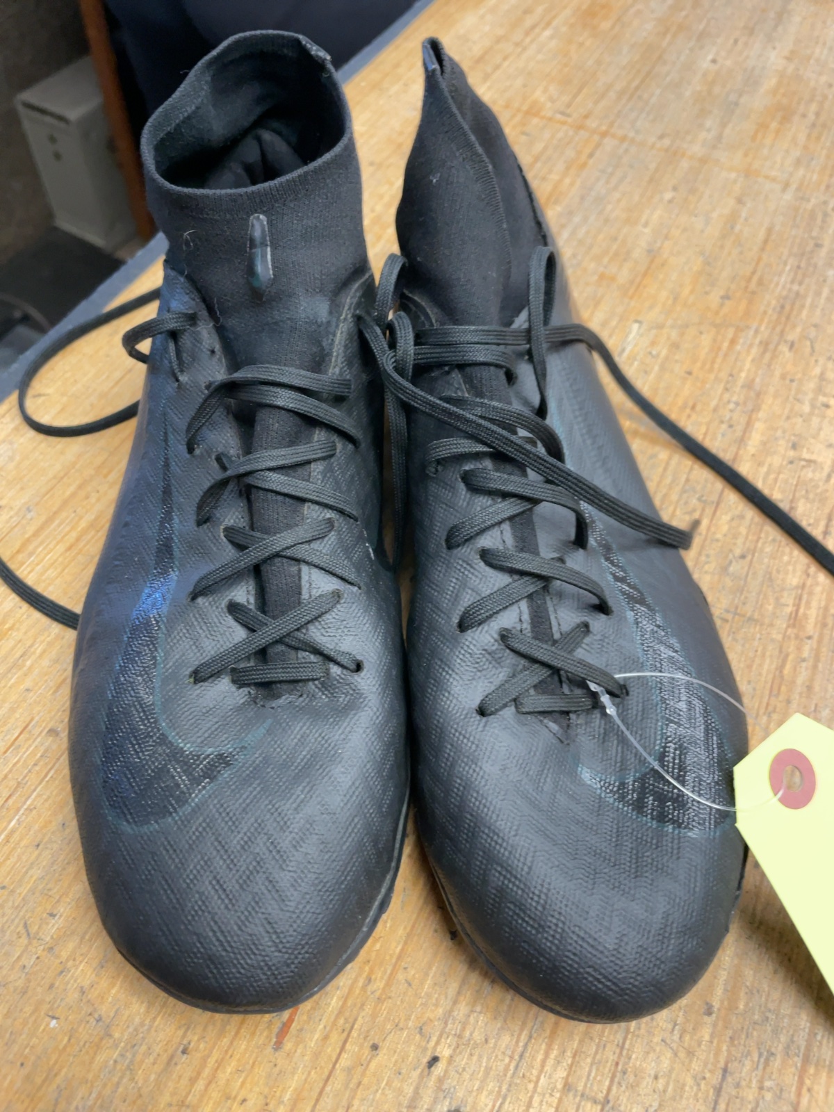 Nike Soccer Cleats Size 7.5 Black