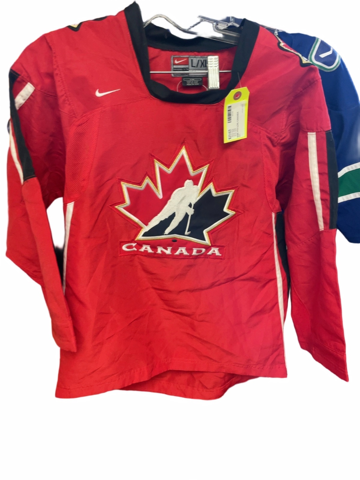 Nike Team Canada Youth L/XL Hockey Jersey - image 1
