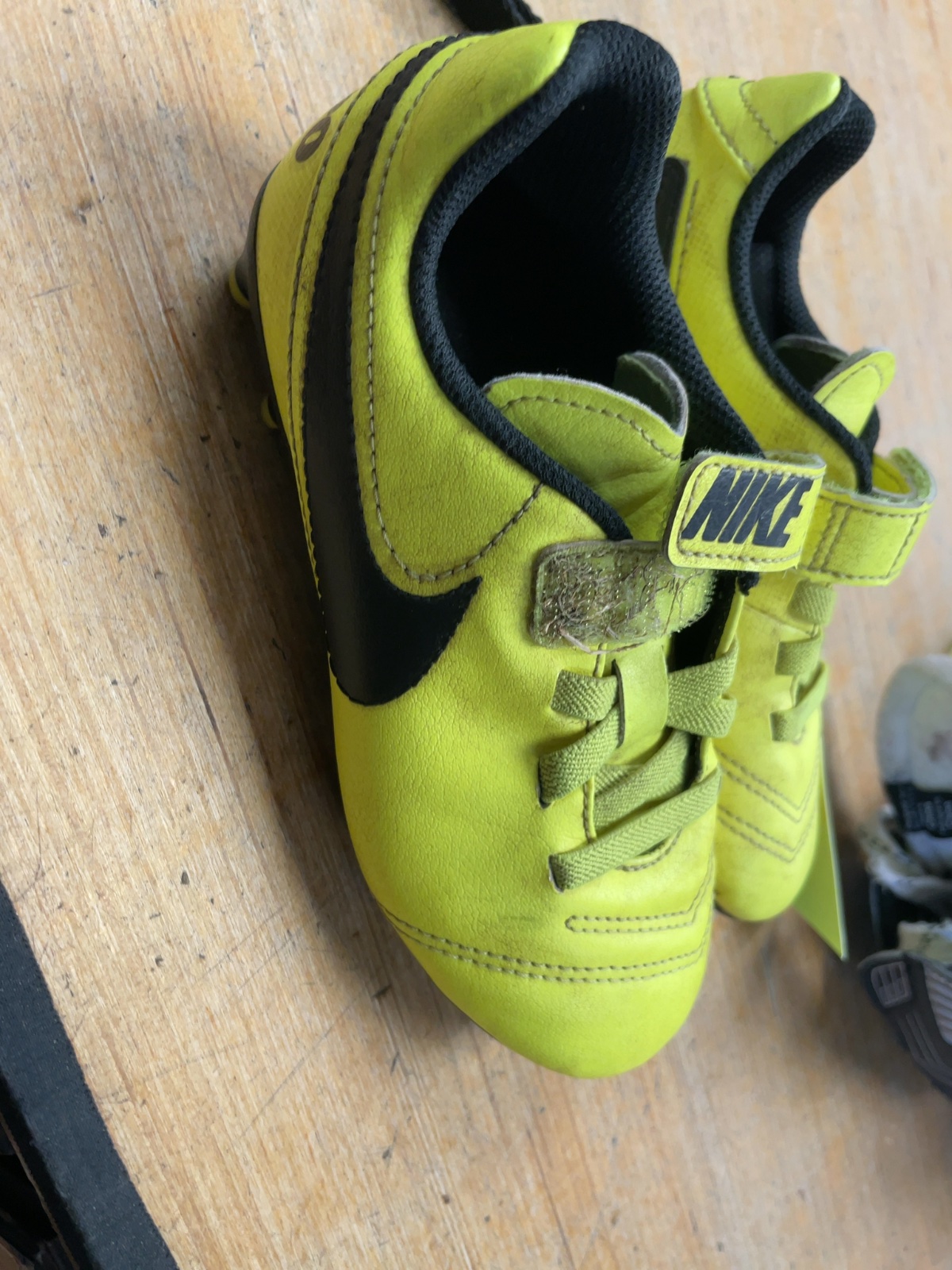 Nike Tiempo Size 12C Soccer Cleats