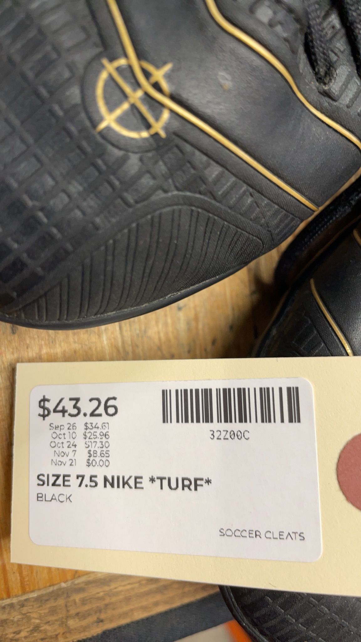 Nike Turf Size 7.5 Soccer Cleats
