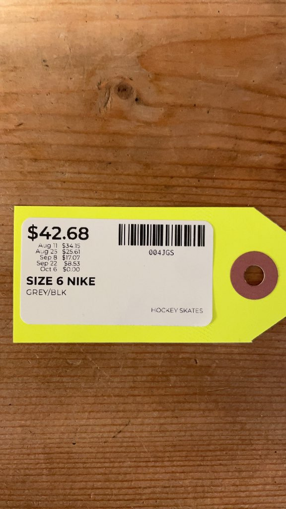 Nike V4 Hockey Skates - Size 6