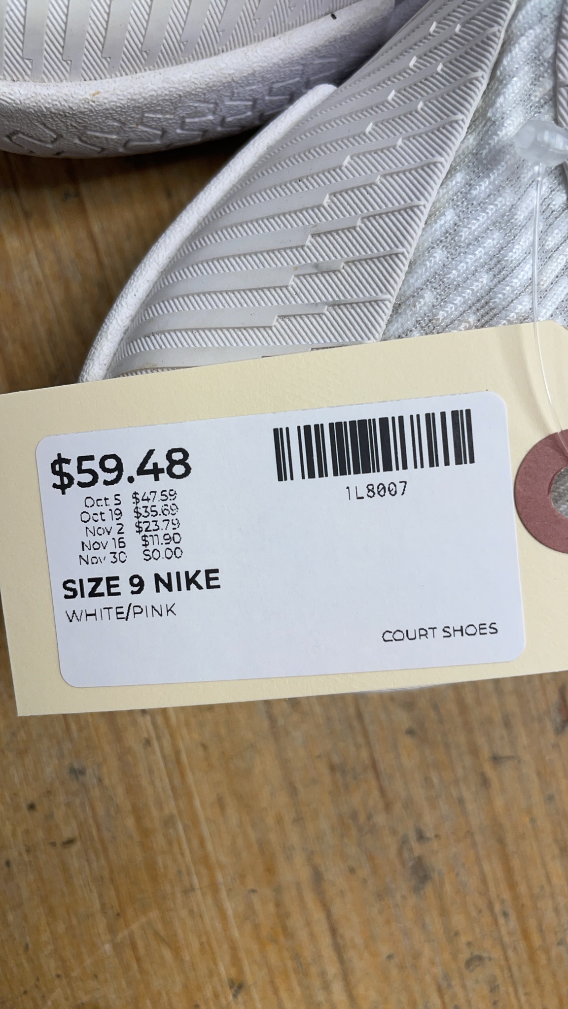 Nike Vapor Pro Size 9 White/Pink Court Shoes