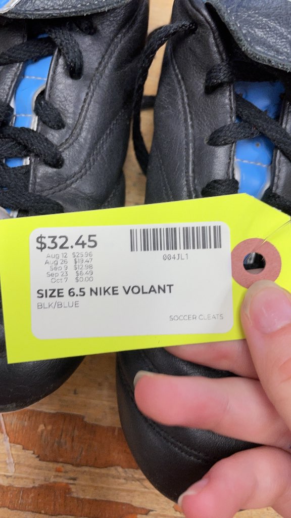 Nike Volant Soccer Cleats