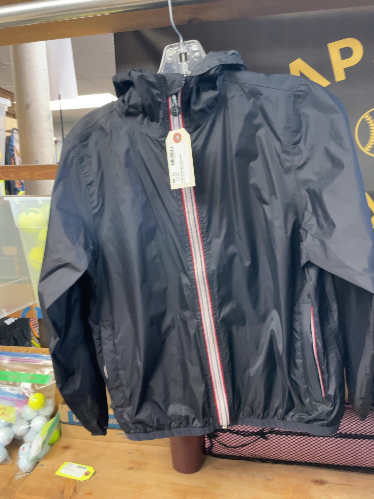 O8 Rain Jacket 10Y Black