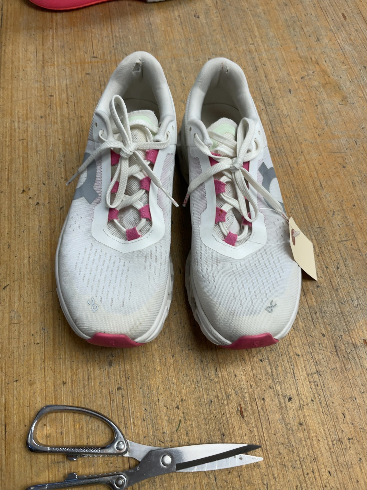 On Cloudmonster Size 8.5 Running Shoes