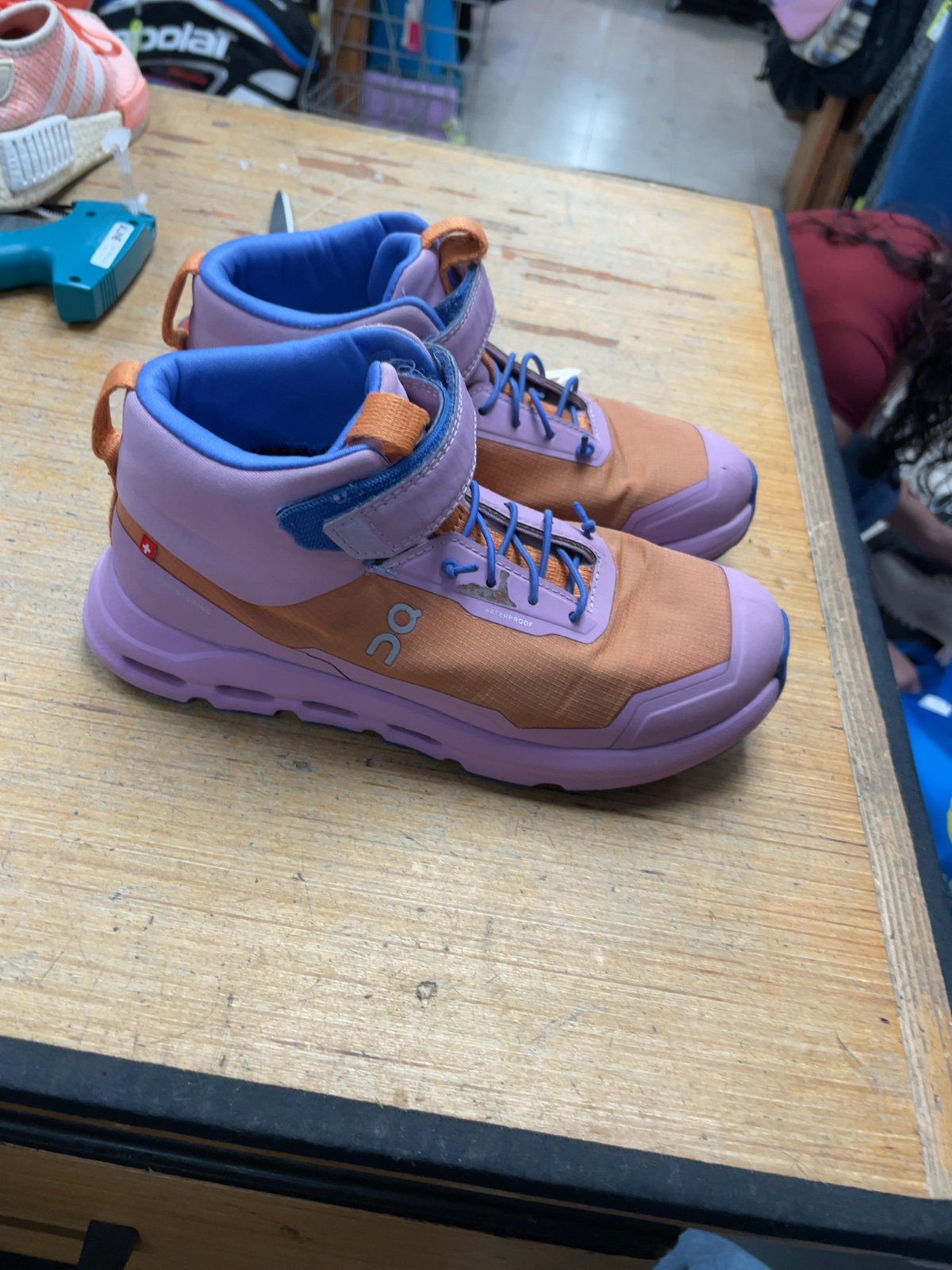 On Cloudrock Waterproof Size 2 Purple/Orange Hiking Boots