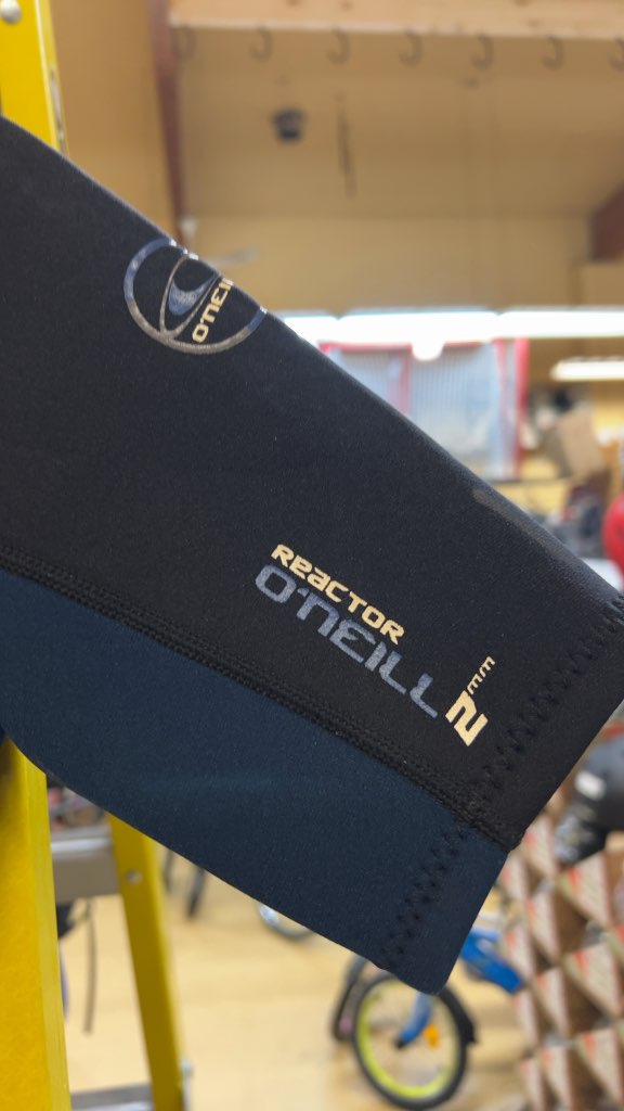 O'Neill Wetsuit Reactor 2mm Shorty Size 14