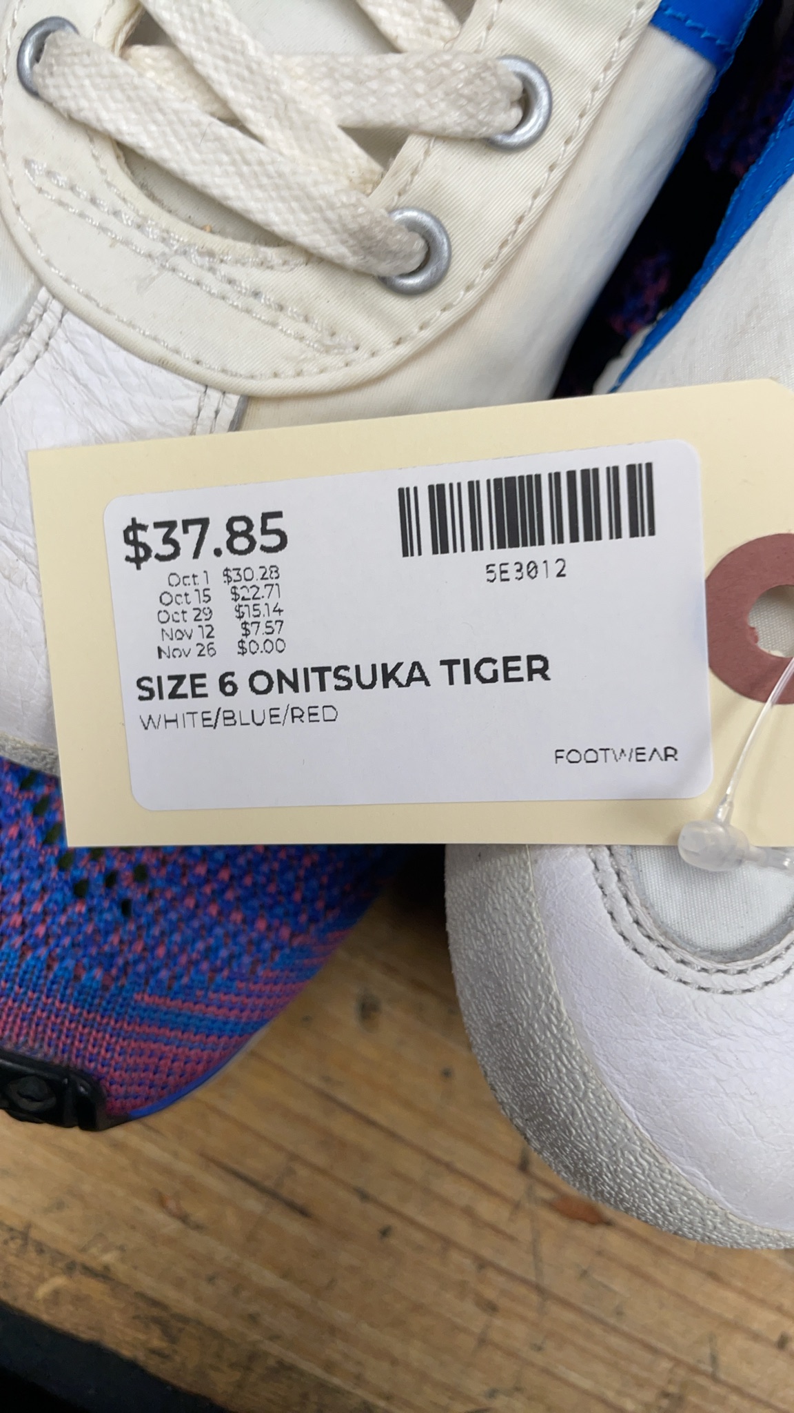 Onitsuka Tiger Mexico 66 Size 6 White/Blue/Red Sneakers