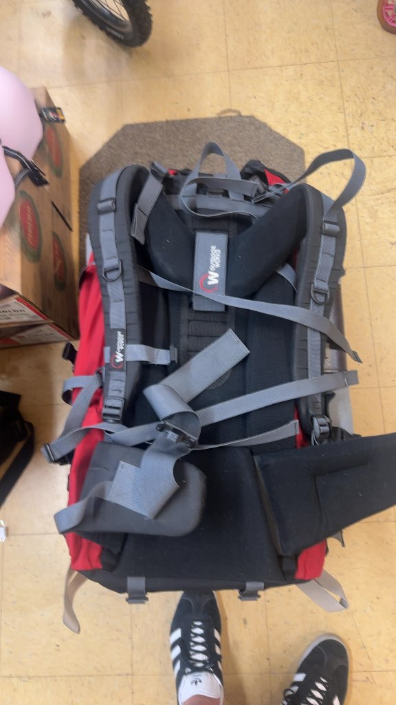 Outdoor Works Dakota 65 Hiking Backpack Red/Black Used 65L