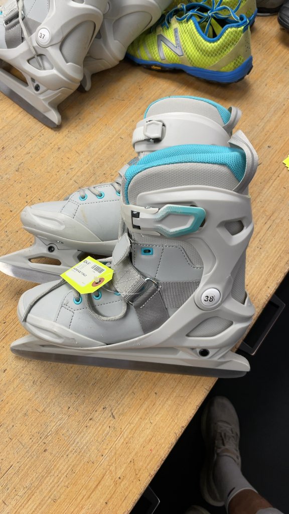 Oxelo Ladies Ice Skates Size 7