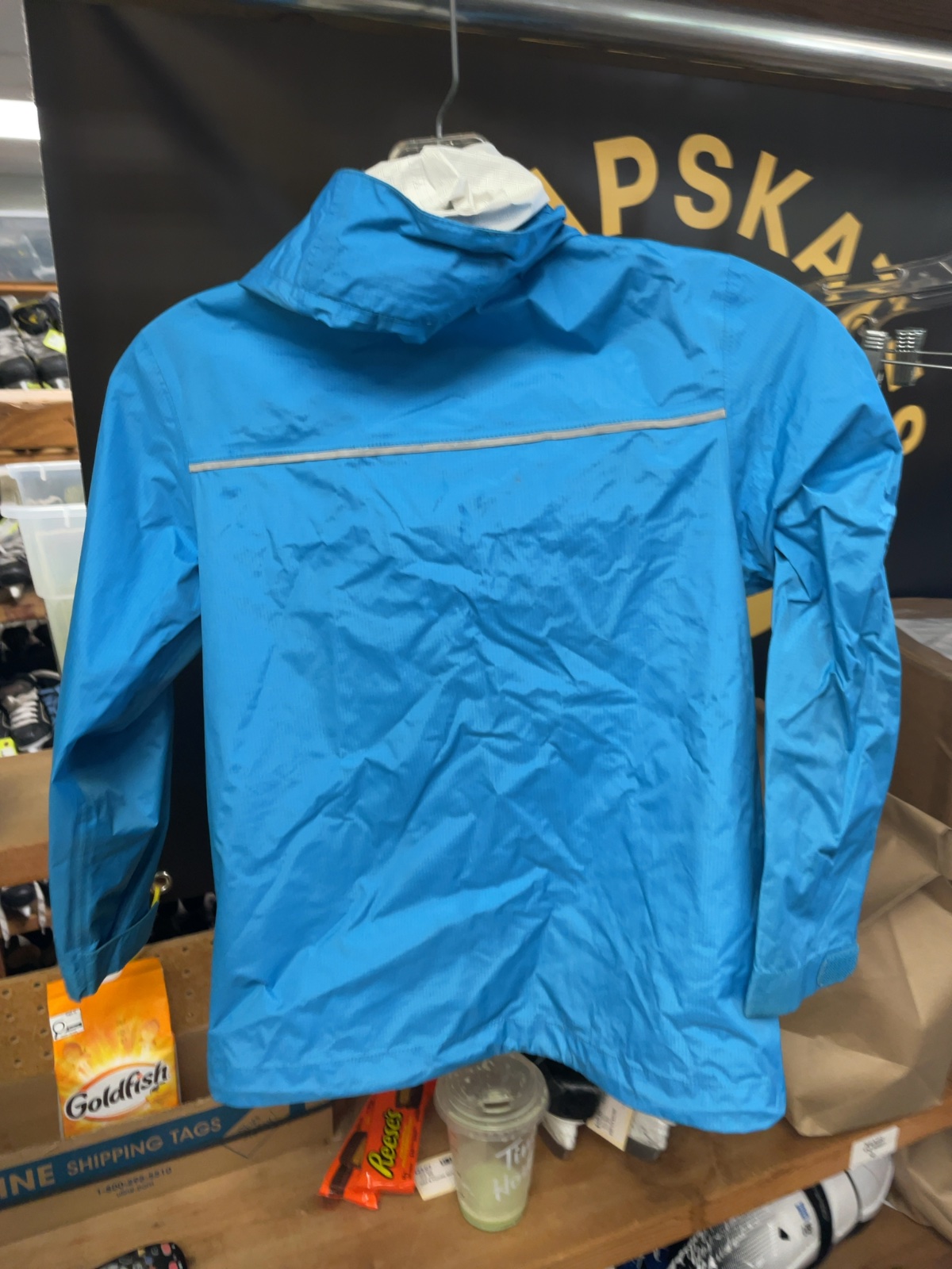 Patagonia Rain Jacket Boy's S (8) Blue