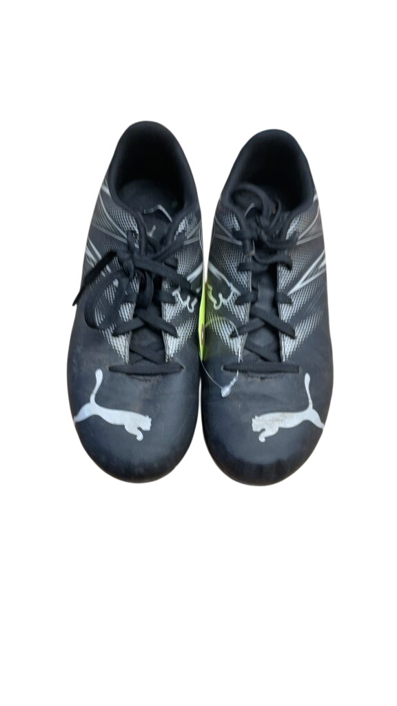 Puma Black Soccer Cleats Size 5