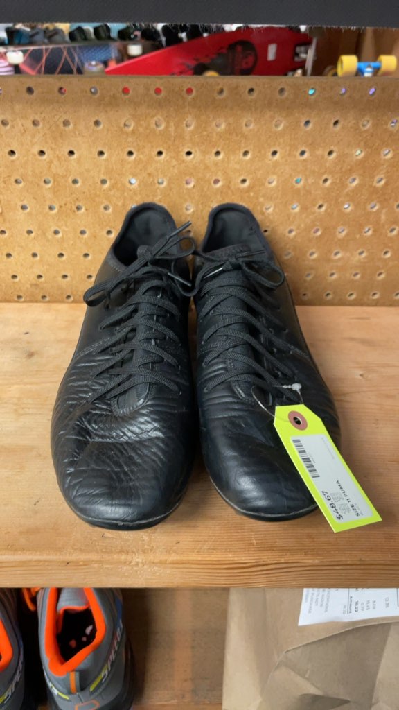 Puma Soccer Cleats Size 11