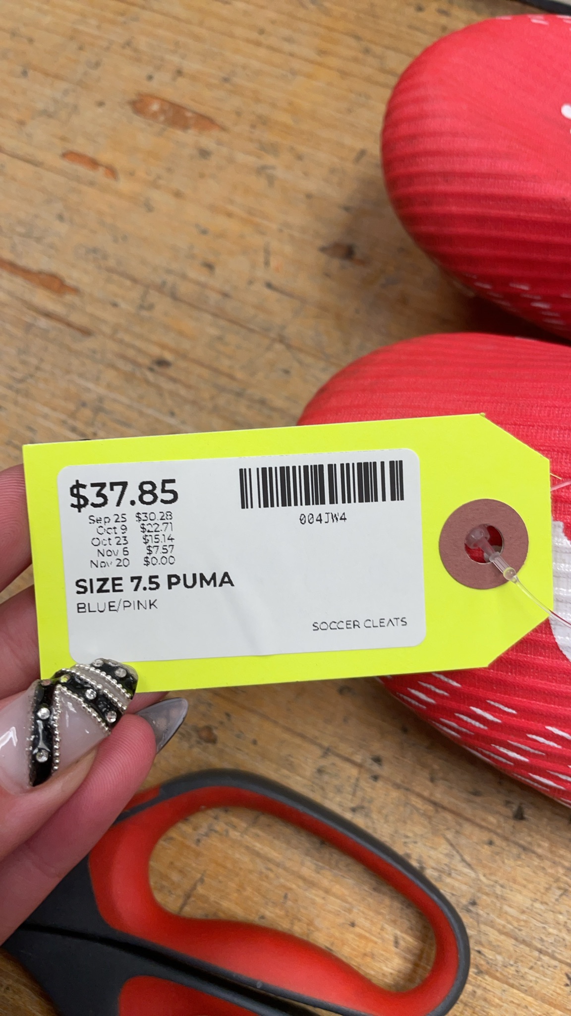 Puma Ultra Size 7.5 Soccer Cleats Pink/Blue