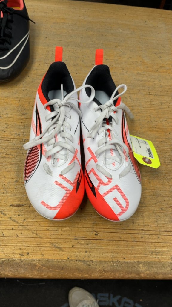 Puma Ultra Soccer Cleats - Size 3