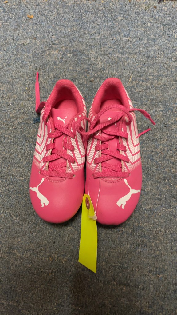 Puma Youth Soccer Cleats - Pink/White - Size 11C