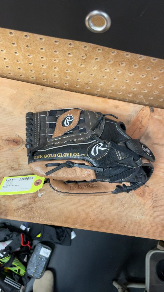 Rawlings 11" Right Hand Baseball Glove