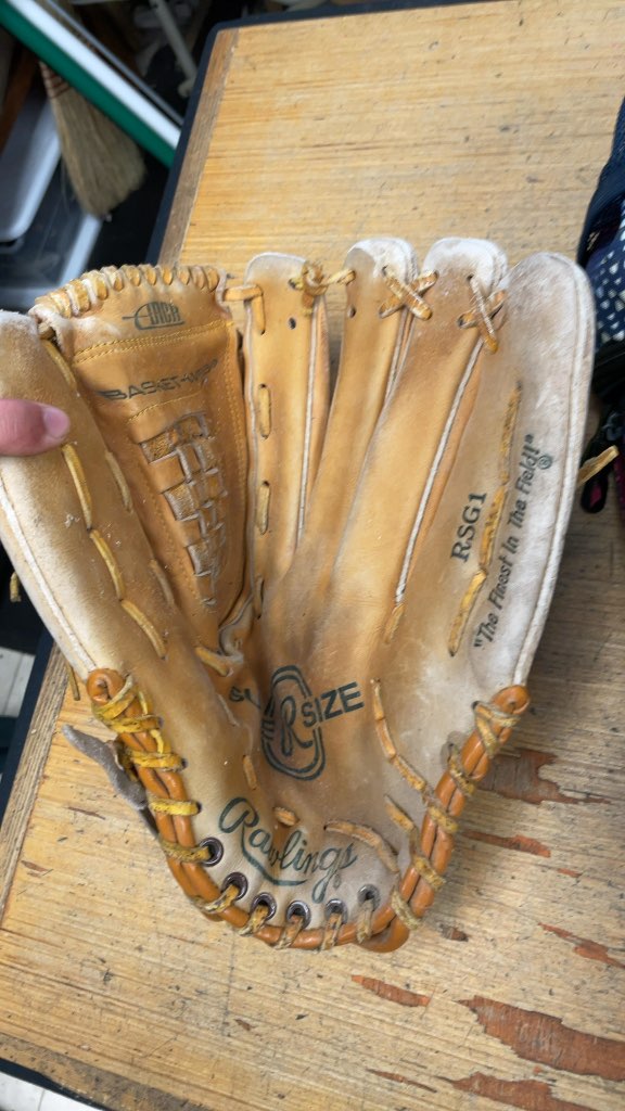 Rawlings RSG1 13" Right Hand Throw Baseball Glove