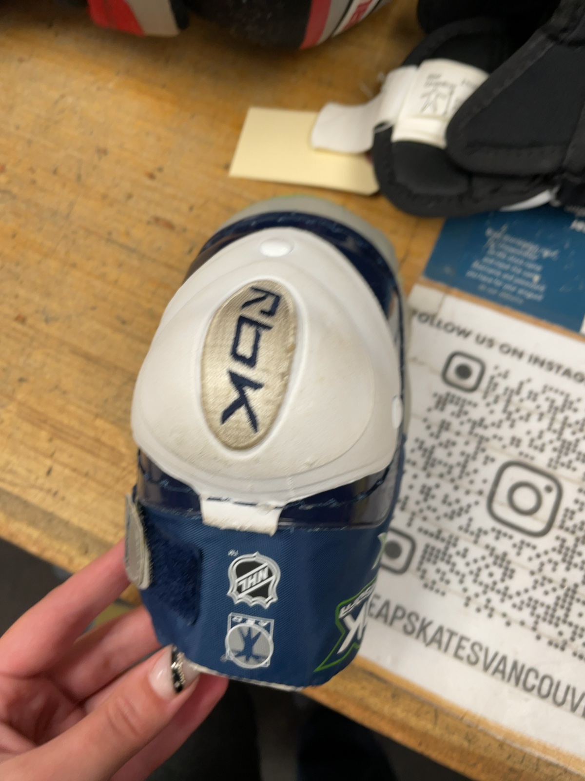 RBK XE Youth Small Hockey Elbow Pads