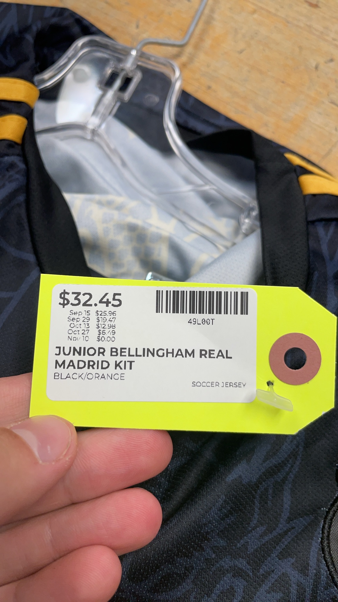 Real Madrid Bellingham Dragon Kit Size 26 Junior Soccer Jersey and Shorts