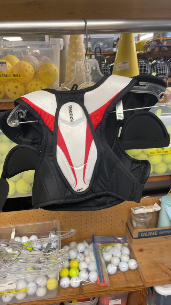 Reebok 14K Junior Small Hockey Shoulder Pads