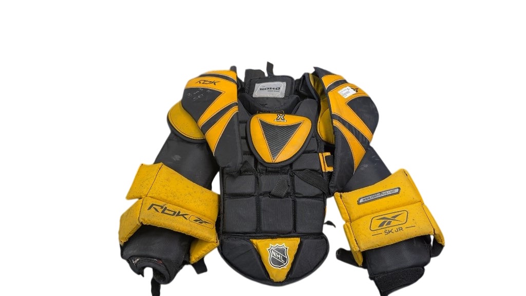 Reebok 5K JR Goalie Chest Protector Used Junior - image 1