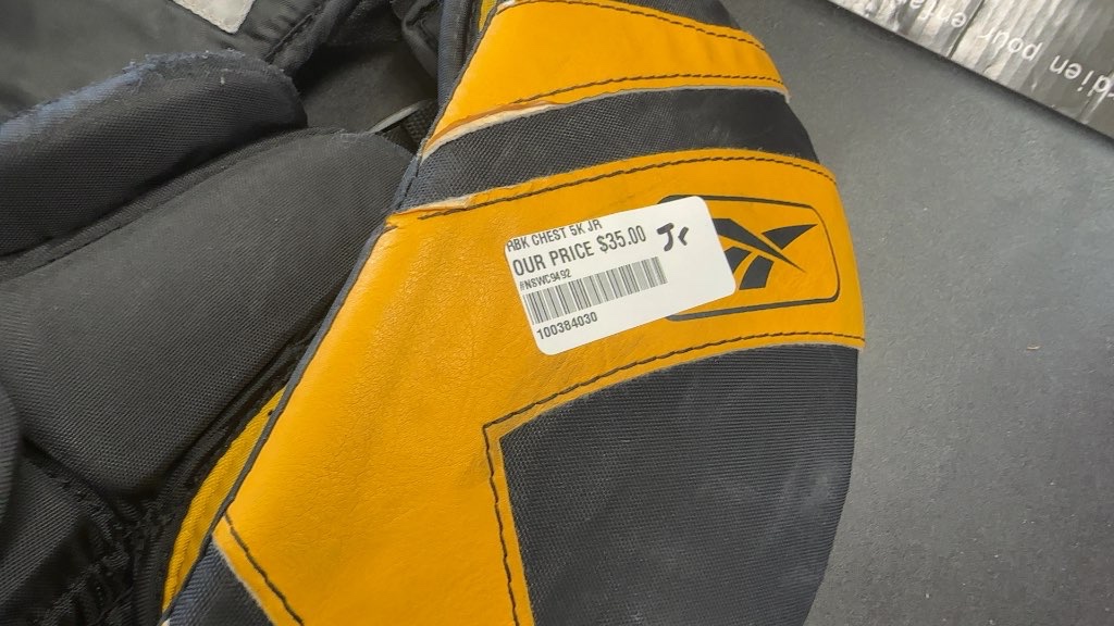 Reebok 5K JR Goalie Chest Protector Used Junior