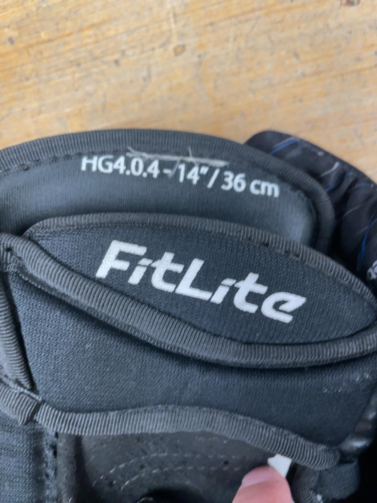 Reebok FitLite 14" Hockey Gloves