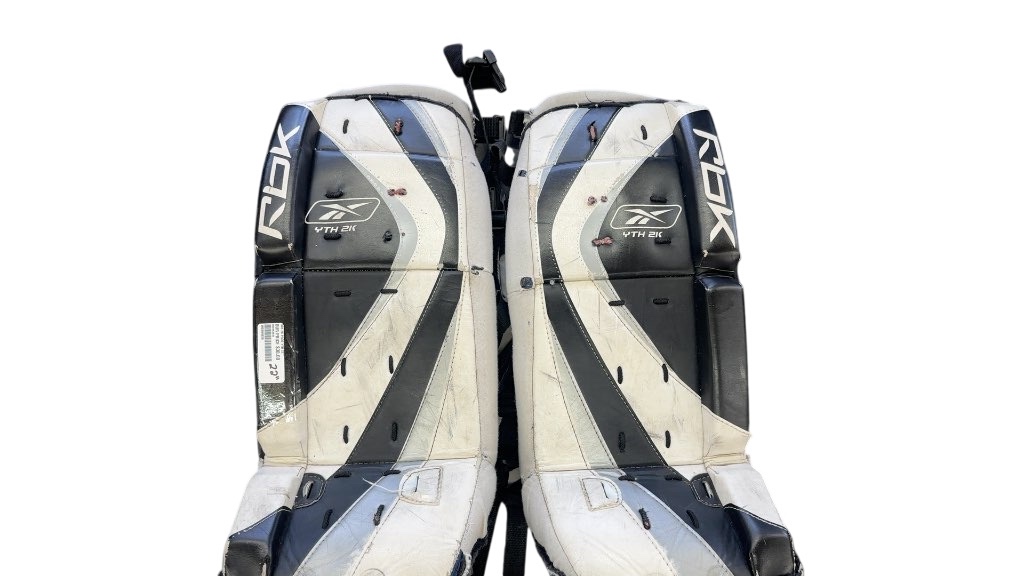 Reebok Goalie Leg Pads 2K Youth Used 22"