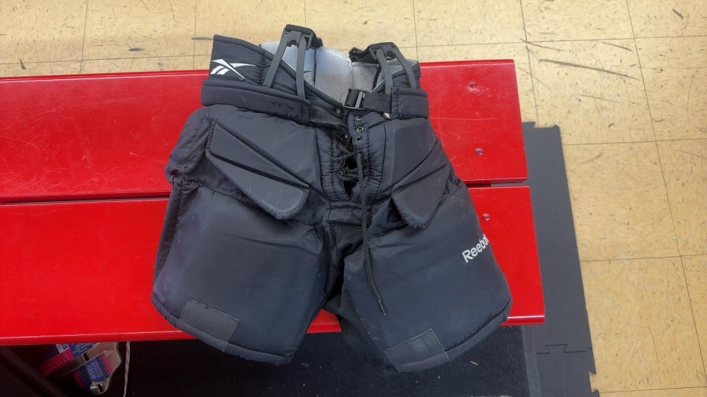 Reebok HPG Goalie Pants Junior Small Black Good Condition