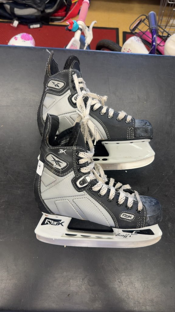 Reebok RBK 3K Hockey Skates Used Size 4