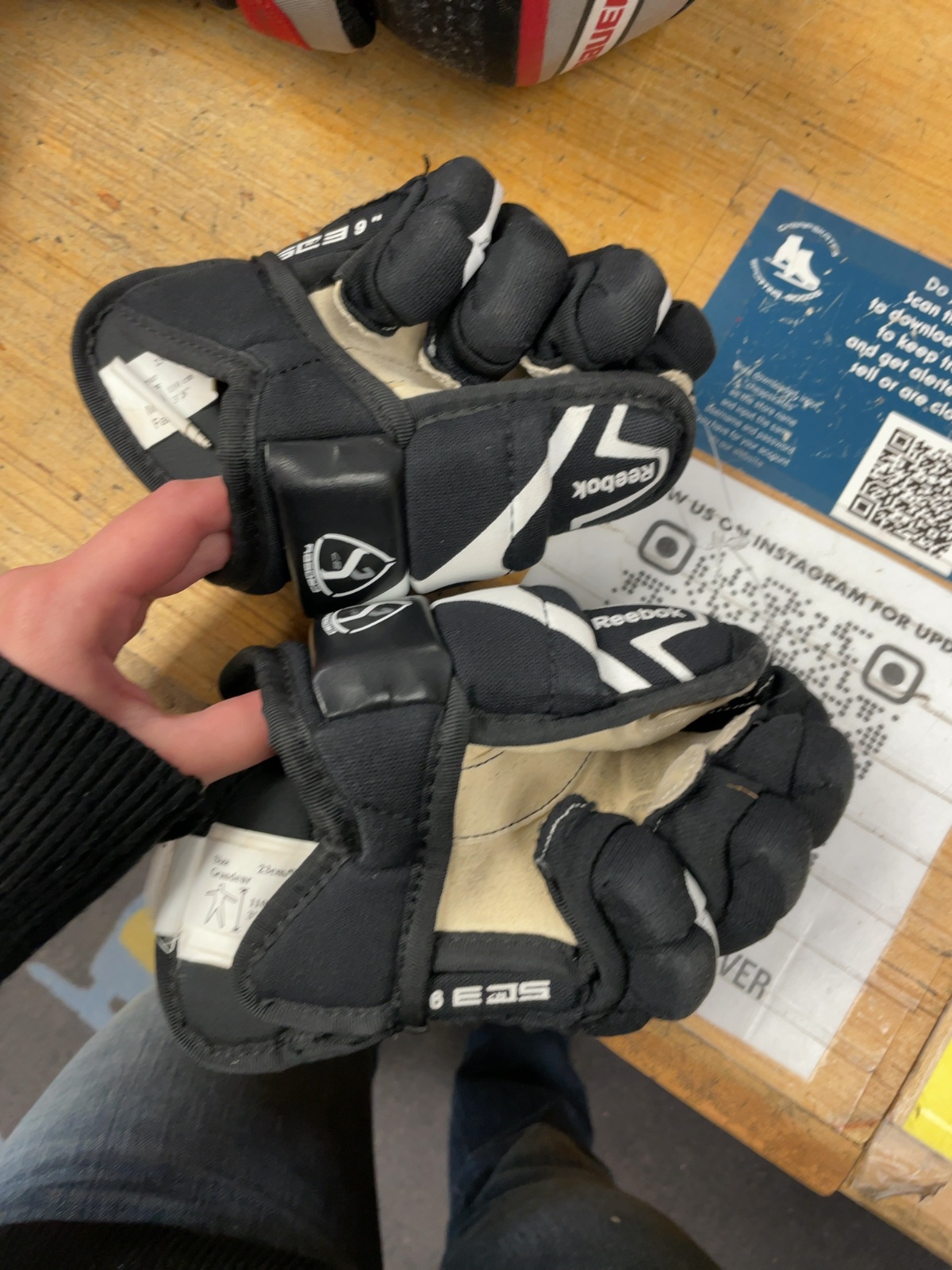 Reebok SC87 9" Hockey Gloves