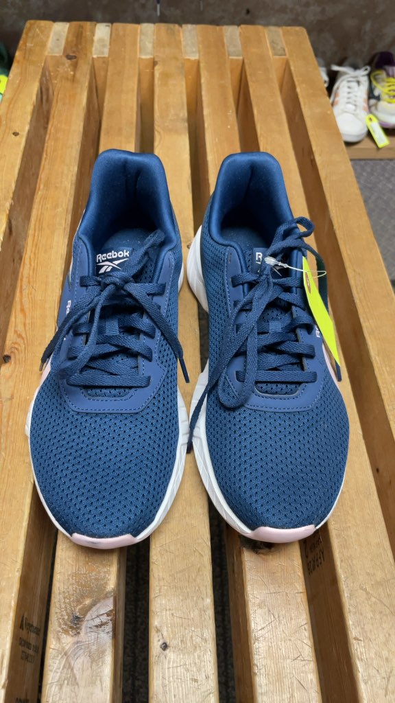 Reebok Women's Blue/Pink Running Shoes - Size 8
