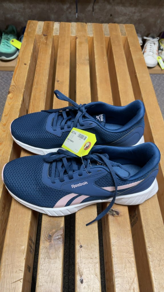 Reebok Women's Blue/Pink Running Shoes - Size 8
