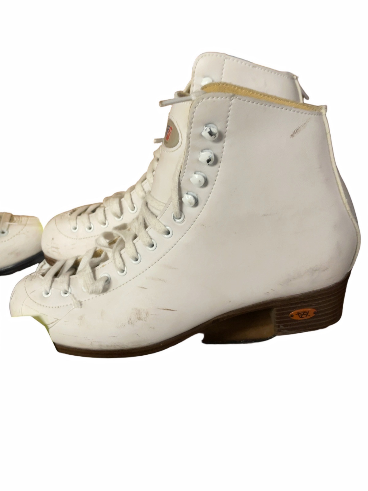Riedell Figure Skates Size 8 White - image 1