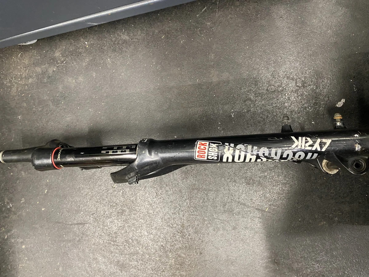 RockShox Lyrik Select Suspension Fork DebonAir Black Used 29" - image 4