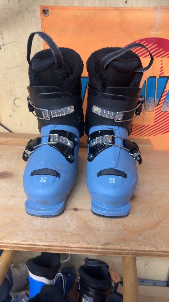 Salomon Kids Ski Boots T2 Blue/Black Used Size 18.5