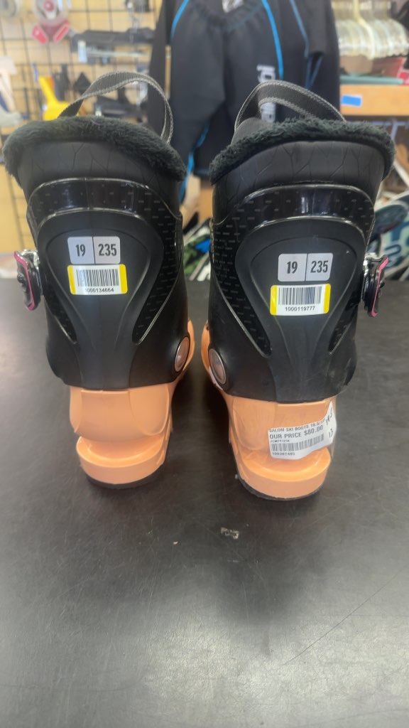 Salomon Ski Boots T2 Peach/Black Used Size 19.5