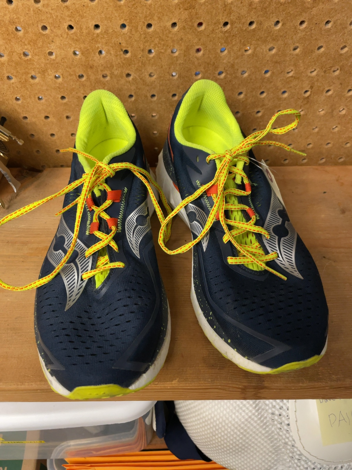Saucony Endorphin Shift Size 10 Blue Running Shoes