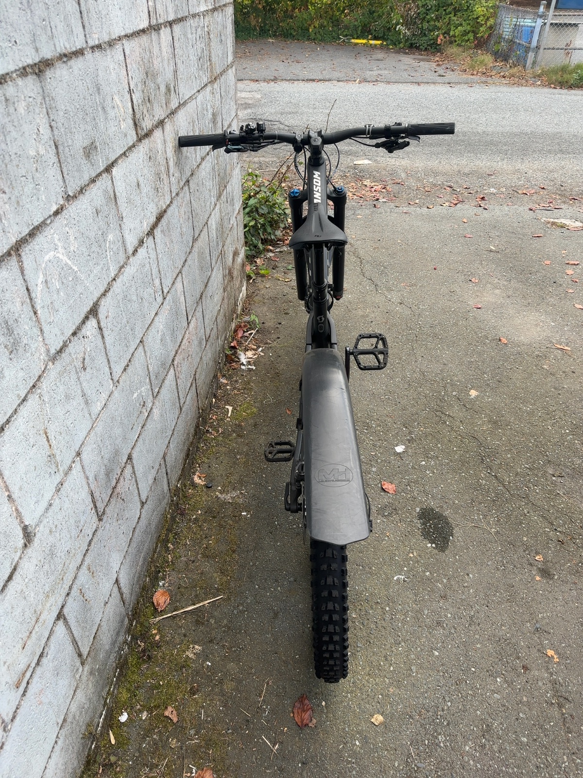 Scott Ransom Full Suspension Mountain Bike - Size Large