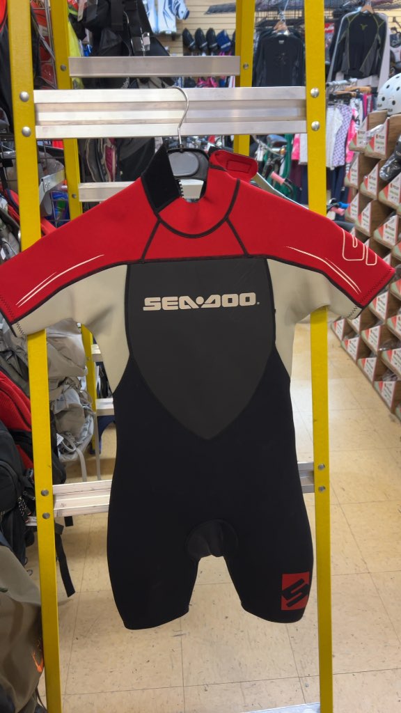 Sea-Doo Junior Shorty Wetsuit Ultra Flex Red/Black/Grey Used Size 10