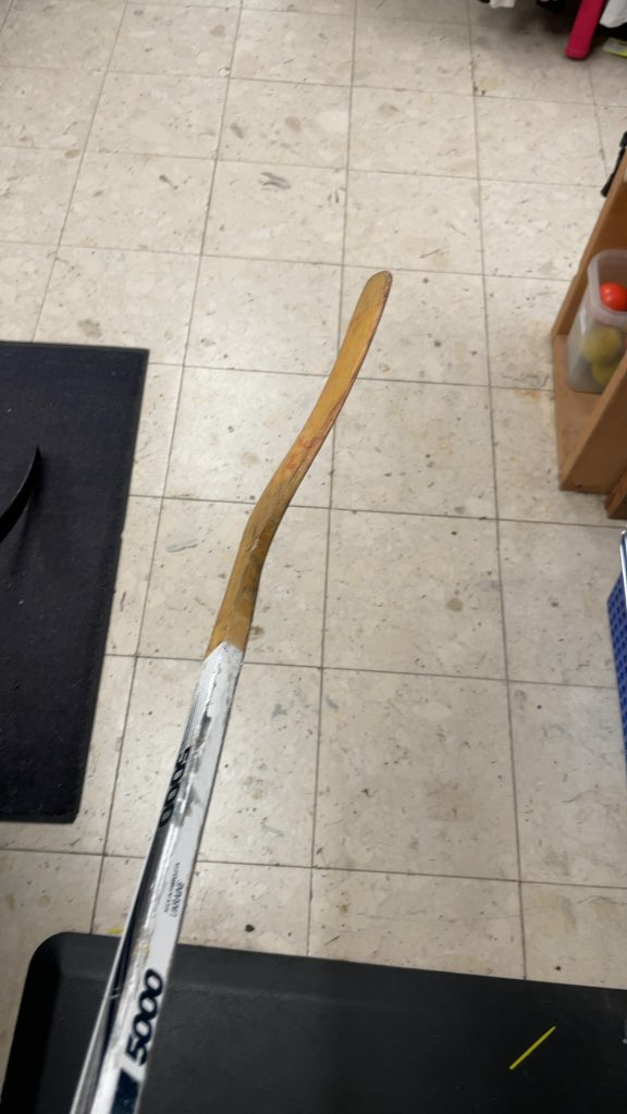 Sher-Wood 5000 Junior Right Hand Hockey Stick
