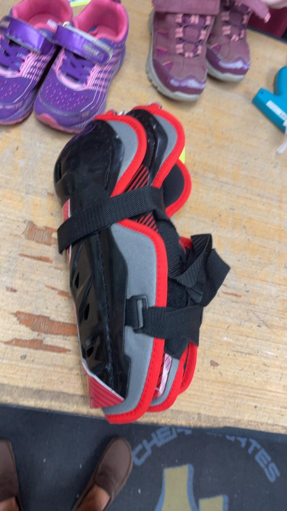 Sherwood Code I 9" Hockey Shin Pads